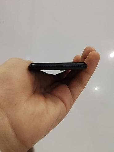 iphone azn: IPhone SE 2020, 128 GB, Qara, Barmaq izi — 7