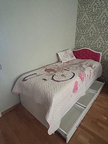 ucuz manej: Qız üçün, İşlənmiş, Çarpayı, Bazalı, Matrassız, Siyirməli — 1