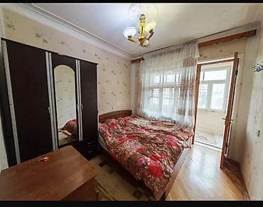 ev menzil: Xətai m/t- 7 dəqiqəlik məsafədə qaz,su,işıq daimi 2 hamam, 2 sanitar — 7