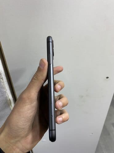 TV və video: IPhone 11, 64 GB, Qara, Zəmanət, Simsiz şarj, Face ID — 2