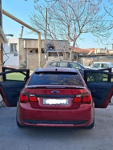 priora guzgu: Chevrolet Cruze: 1.4 l | 2011 il 288000 km Sedan — 4