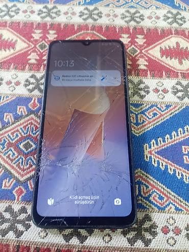 redmi note 12 s: Redmi 12c smartfon heç bir problemi yoxdur bidene ekranda çatlar var — 3