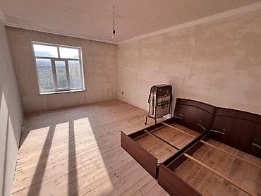 25 mine evler: 12 otaq, 240 kv. m, Orta təmir — 7