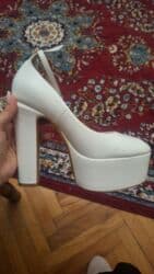 qadin pencekleri: 1defe toyda geyinilib,39.5-40olcu — 2