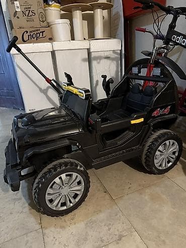 uşaq üçün masinlar: 750azn alının.tezedr.Uşaq üçün elektrikli off-road tipli minik maşını — 2