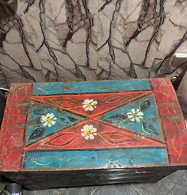 kalanxoye bitkisi: Rəngli əl naxışlı taxta sandıq - Material: bərk taxta - Üslub: əl işi — 1