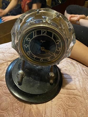 Məhsul: Masaüstü mexaniki saat – Majak (Маяк), USSR istehsalı — 1