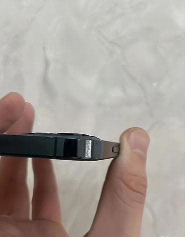 iphone ikinci el 14: IPhone 11 Pro, 128 GB, Black Titanium, Barmaq izi, Face ID — 4