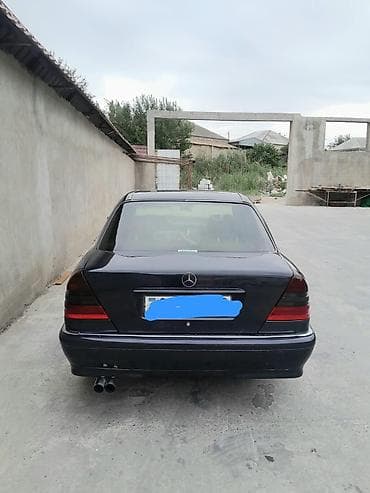 49 cc motor: Mercedes-Benz C-Class: 2.2 l | 1995 il Sedan — 2