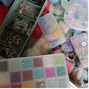 Baş geyimləri: Muncuq coxdu hamsi birlikde 180man — 6