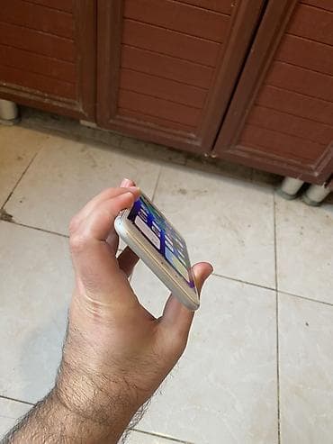 iponalar: IPhone 8 Plus, 256 GB, Ağ, Barmaq izi — 7