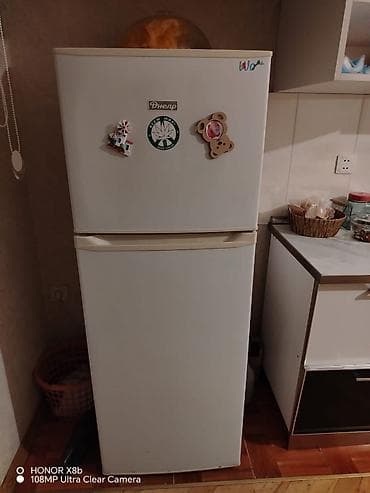 2 qapılı Dnepr Soyuducu Satılır, rəng - Ağ