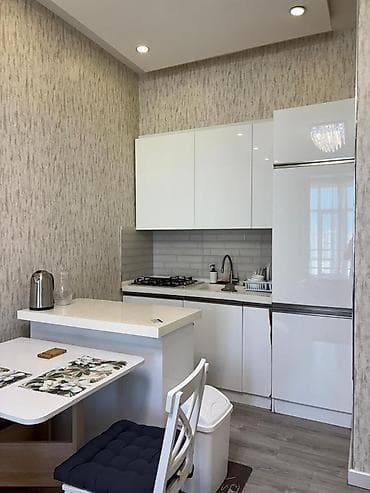 Mənzillər: İcarəyə verilir 2 otaqlı yeni tikili 70 m², Şah İsmayıl Xətai m — 7
