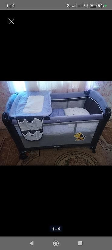 Oğlan və qız üçün, Dördbucaq, Beşik, Matras ilə, Yellənmə mexanizmsiz