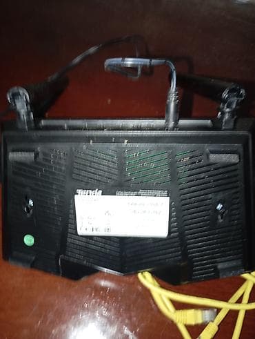 whatsapp iptv: Tenda AC1200 Smart Dual Band WiFi Router - Model: AC6 (etiketdə — 2