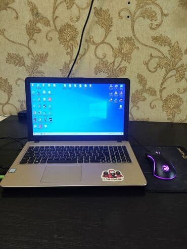 Digər noutbuklar və netbuklar: ASUS X556UQK noutbuk Texniki göstəricilər: - Ekran: 15.6" LED - — 1