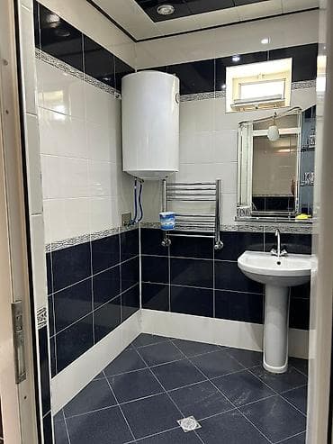 su baki: Sanitar qovşaq – tam komplekt - Kafel-metlaq üzləmə: qara-ağ rəng — 1