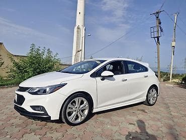 chevrolet salon: Chevrolet Cruze Hatchback (ağ rəng) - Kuzov: 5 qapılı hatchback — 3