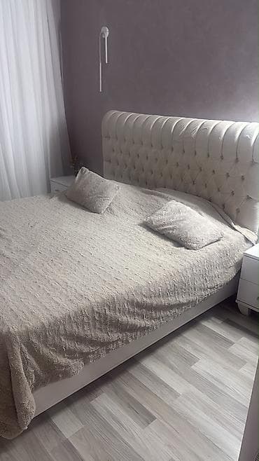 sifarişlə mebel: Yataq dəsti – yüksək başlıqlı, düyməli kapitone dizayn - Ölçü: iki — 1