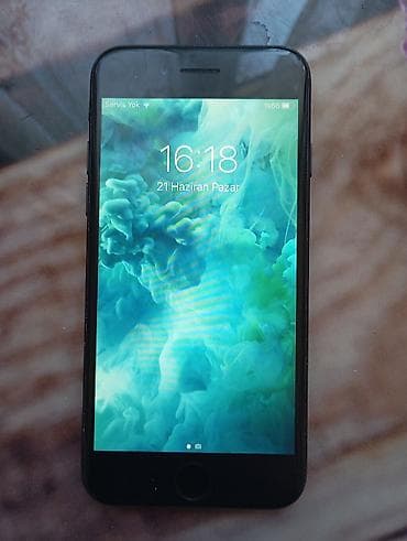 IPhone 7, 32 GB, Qara