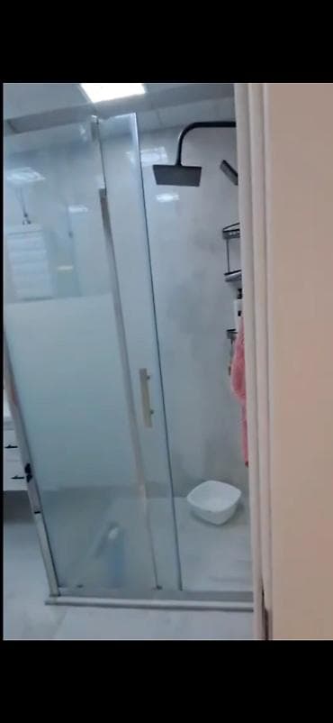 Mənzil alıram: Baki biznes unverstin qarşisi 16 /5. 1 otaq 2 otaqa duzəlib uzun — 3