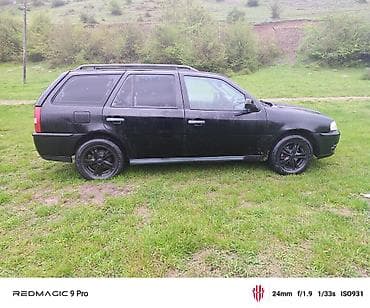 qatlanan guzgu: Volkswagen Polo: 1.8 l | 2005 il Universal — 4