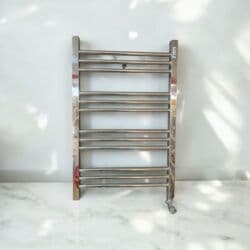 Kafel və bitirmə daşları: ▪️Paslanmaz materialdan dəsmalqurudanlar (Nerj 304) — 16