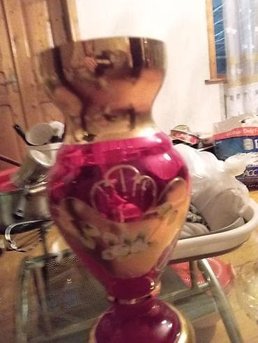 quzmaniya gulu: Bir vaza — 2