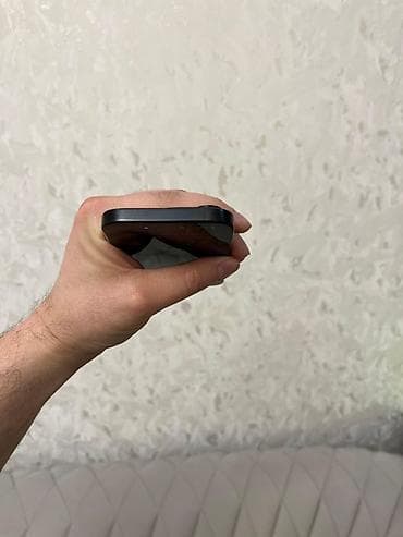 Kompüter, noutbuk və planşetlər: IPhone 16 Pro, 256 GB, Graphite, Zəmanət, Barmaq izi, Simsiz şarj — 8