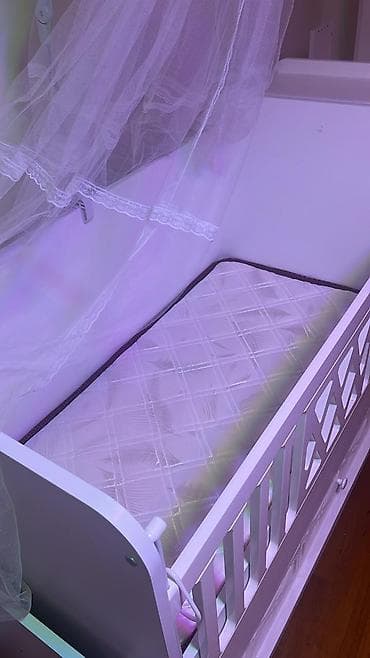 nirvana yataq desti: Oğlan və qız üçün, Yeni, Dördbucaq, Beşik, Dəst ilə, Matras ilə, Yellənmə mexanizmsiz — 3