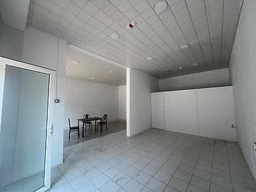 Kommersiya daşınmaz əmlakının satışı: Bu, müxtəlif biznes ehtiyacları üçün uyğun olan boş ticarət sahəsidir — 1