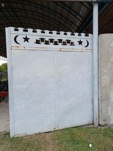 demir seyf qapi: Metal Həyət darvazası, Yana açılan — 2