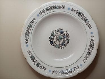 qedimi qab: Sovet dövrünə aid qədim farfor qablar dəsti. qiymətdə razılaşmaq olar — 10