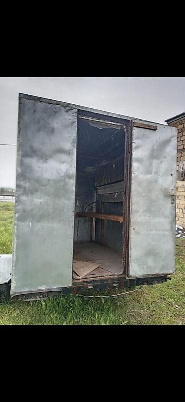 Metalkarkaslı qoşqu tipli köçürülə bilən konteyner - Növ: Tək oxlu — 2