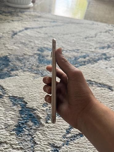 iphone 7 islenmis: IPhone 8 Plus, 64 GB, Qızılı, Barmaq izi — 2