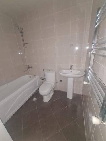 sumqayit 6 ci mikrorayon: Hövsan qəs., 3 otaqlı, Yeni tikili, m. Əhmədli, 72 kv. m — 10