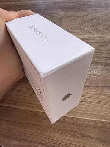 mikrofon almaq: Apple AirPods Pro (2-ci nəsil) – MagSafe şarj qutusu (USB‑C) — 3