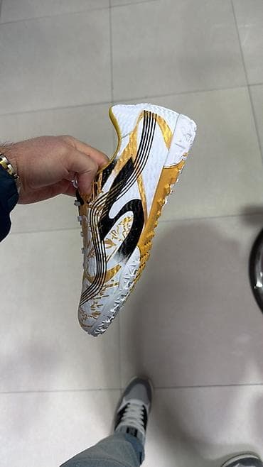 İdman alətləri: Butslar Ölçü: 42, Yeni — 1