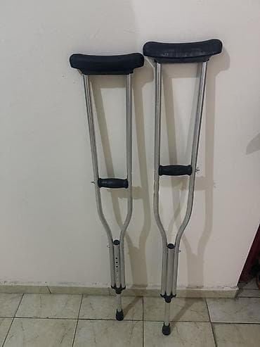 Alüminium qoltuqağacı (1 cüt) 10gün işlenib evde ancaq,tezedir . - lalafo.az -da Alüminium qoltuqağacı (1 cüt) 10gün işlenib evde ancaq,tezedir . -