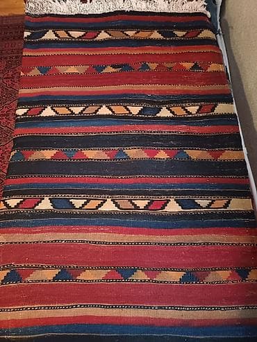 Salam Aleykum. Qədim Şamaxı Palazı satıram. Palaz nənəmin anası