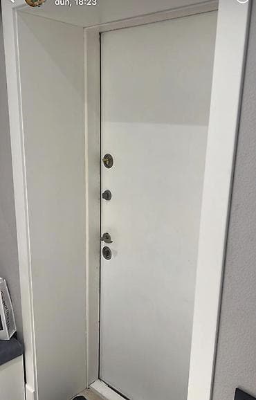qapi: Dəmir giriş qapısı - Material: qalın metal gövdə, möhkəm qutu (kassa) — 2
