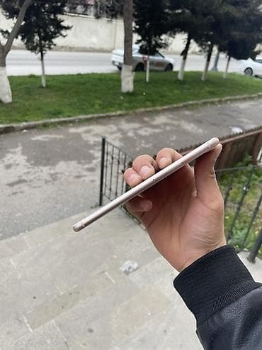 iphon 7 plus: IPhone 8 Plus, 64 GB, Qızılı, Simsiz şarj — 4