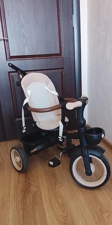 Kidilo velik 90 azn tecili satilir cetiri yoxdu itib cox az istifade