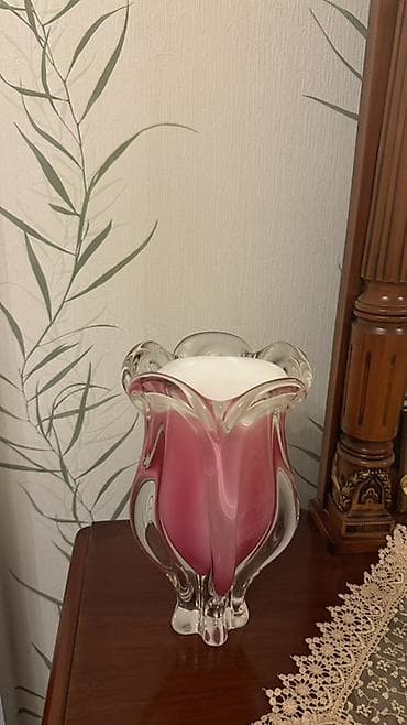 Vazalar: Bir vaza — 3