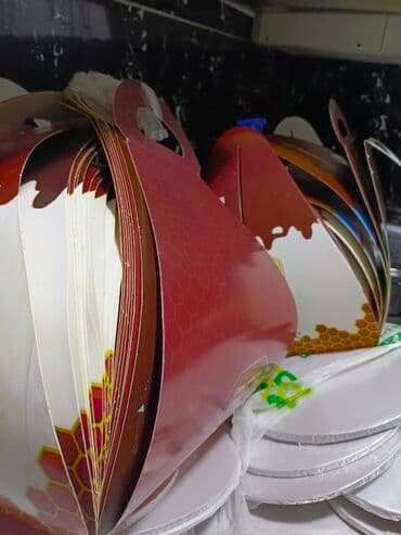 15 reqemli tortlar: Tort qutuları. Şirniyyatlar. Tortlar. 1-ədədi 1azn 10 ədəd — 8