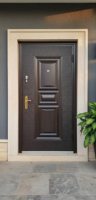 Seyf qapılar Münasib qapılar Dəmir qapı Ev qapıları Çöl qapısı