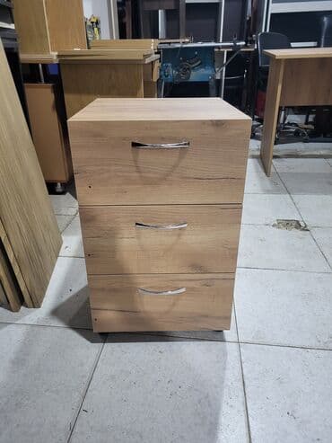 bərbər şkafı: Tunbucka YENIDIR.👍 keyfiyyetli detallardan hazirlanib ✅️ hundurluk 65 — 2