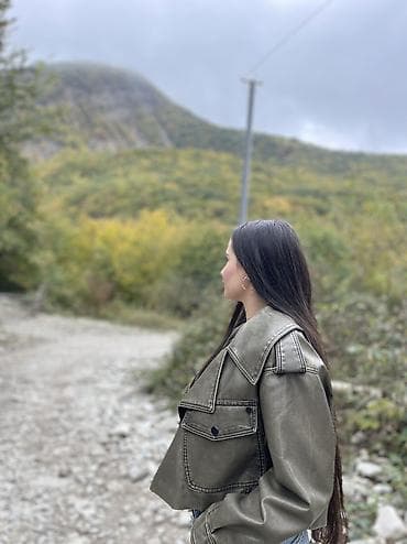 deri kurtkalar: Dəri kurtka, S — 4