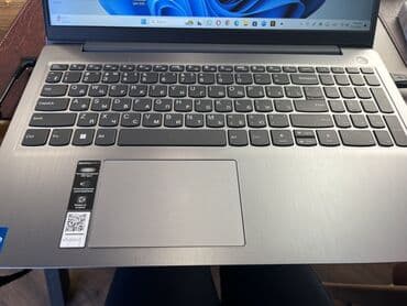 ideapad: Lenovo noutbuku – 15.6" Full HD ekranlı, metalik boz korpuslu model — 2