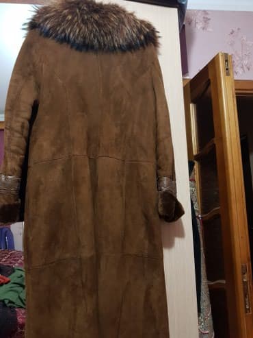 loreta palto: Temiz deridi mexide temiz mexdi cox baha alinip bir iki defe geyilip — 5